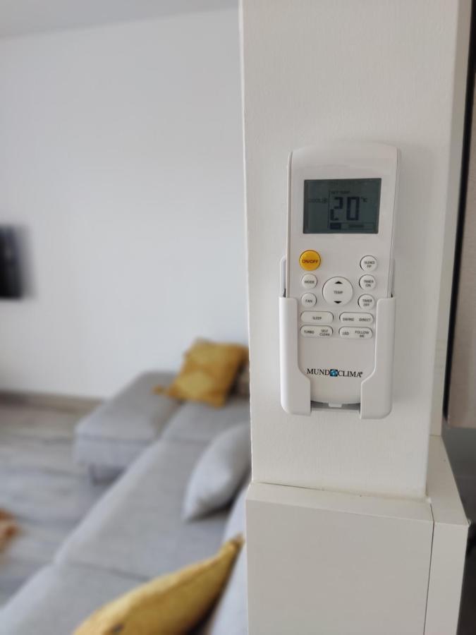 Jardin, Piscina Y Fibra Optica - Simplytarifa Apartment Bagian luar foto